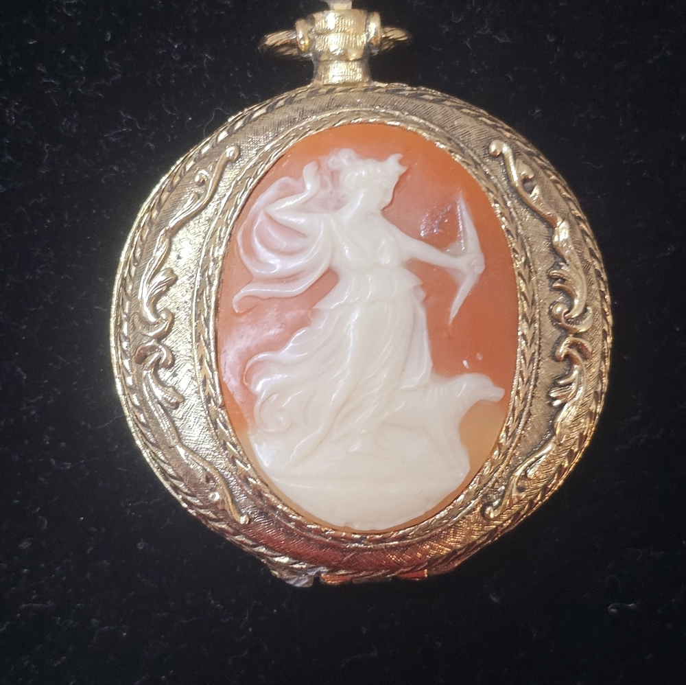 Vintage Max Factor "Goddess" facial powder compact